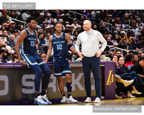 联盟控卫深度排名出炉雷霆湖人勇士位列前三篮网排名垫底引发热议